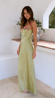 Maxi dress for women with floral pattern, spaghetti straps and U-neck