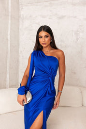 Satin maxi dress for women with one strap and high side slit