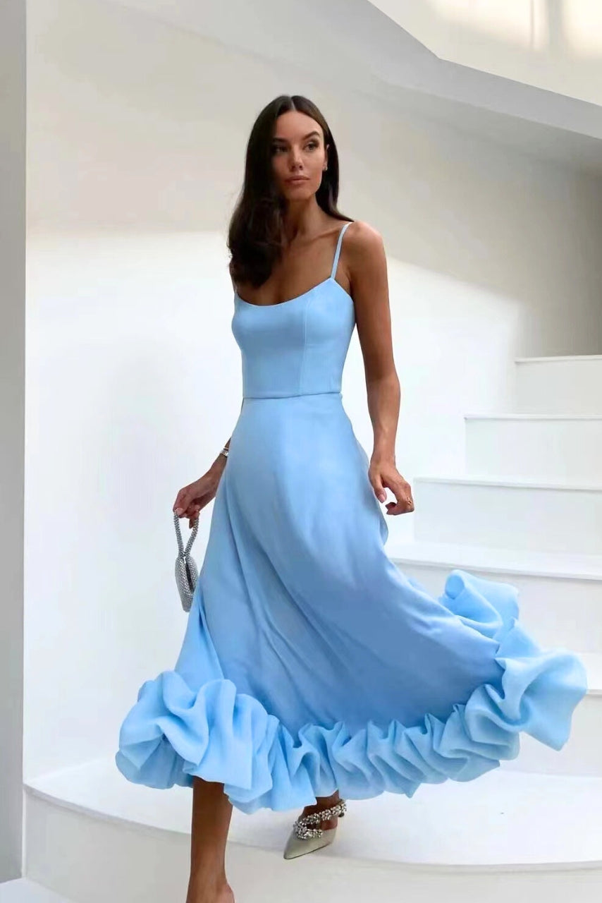 Flowing midi dress for women with a U-neck and ruffled hem