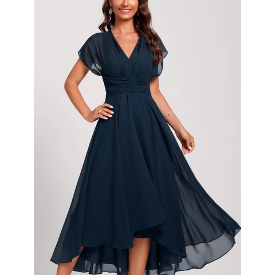 Damen-Midikleid_mit_V-Ausschnitt_und_ausgestelltem_Rock__3.png