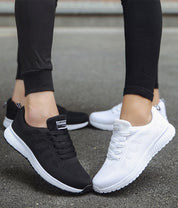 Damen-Schnürschuhe mit niedrigem Schaft und dicker Sohle