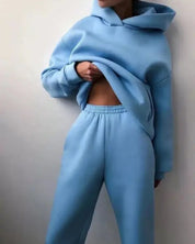 Damen Winter Set aus Hoodie und Jogginghose mit Kordelzugkapuze