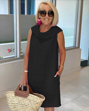 Women's Sheath Dress with Round Neckline and Side Pockets