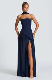 Women's strapless maxi dress with scarf and long skirt