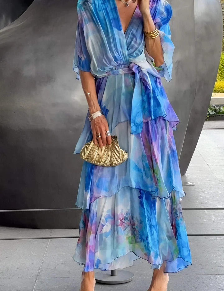 Damenkleid_mit_Rundhalsausschnitt_und_abgestepptem_Saum_3.jpg