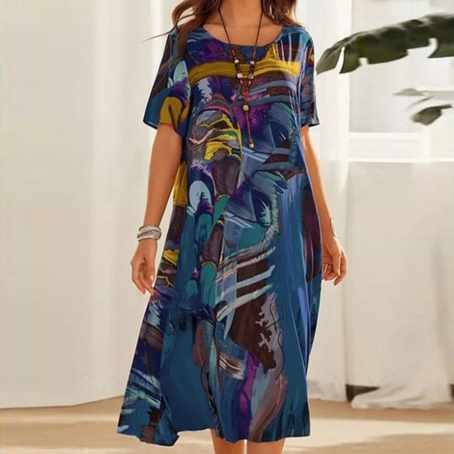 Damenkleid_mit_Rundhalsausschnitt_und_abstraktem_Muster__5.png