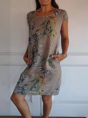 Damenkleid mit Rundhalsausschnitt und integrierter Taillenkonstruktion