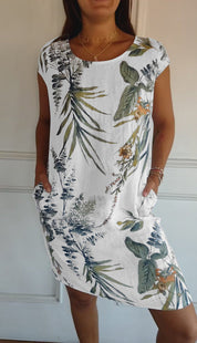 Damenkleid mit Rundhalsausschnitt und integrierter Taillenkonstruktion