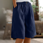 Women's Casual Shorts with Waistband and Side Pockets