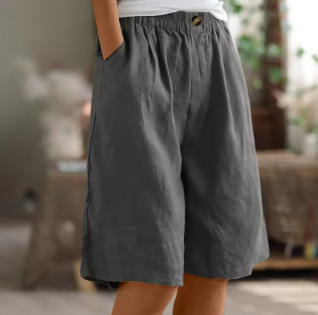 Women's Casual Shorts with Waistband and Side Pockets
