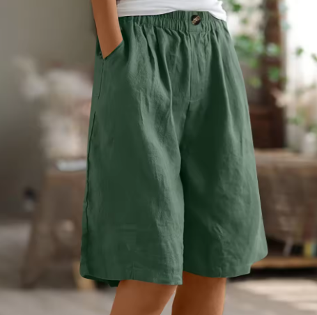 Women's Casual Shorts with Waistband and Side Pockets