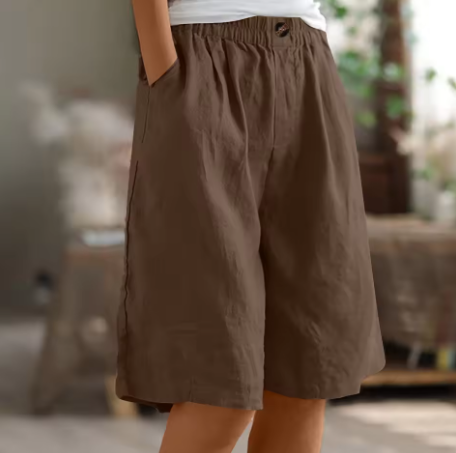 Women's Casual Shorts with Waistband and Side Pockets