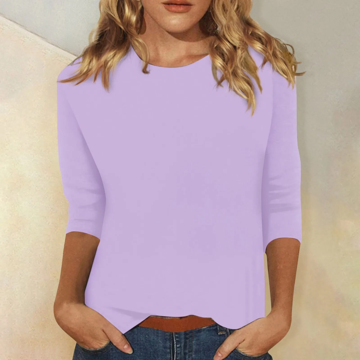 Women's Long-Sleeved T-Shirt with Round Neck and Simple Design