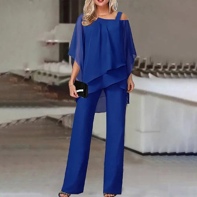 Women's Two-Piece Outfit with Sleeveless Top and Long Pants