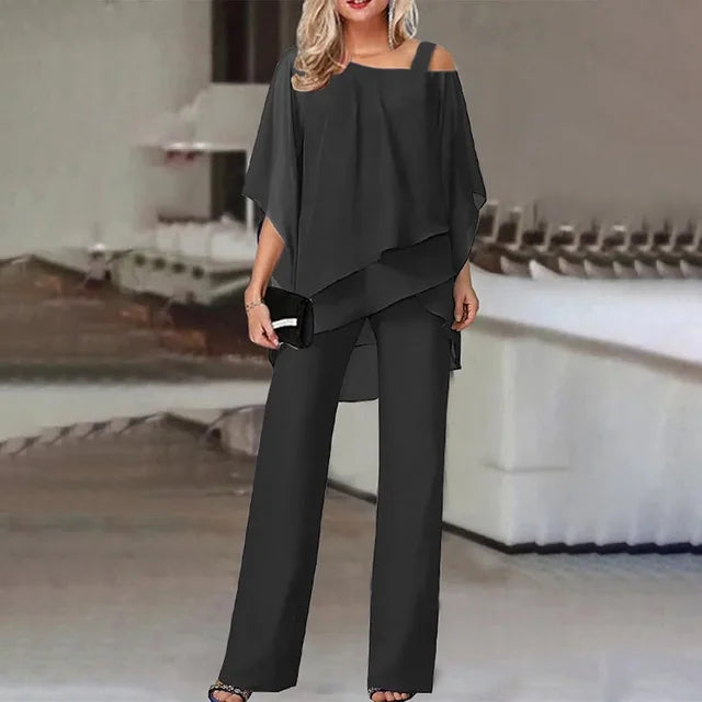 Women's Two-Piece Outfit with Sleeveless Top and Long Pants