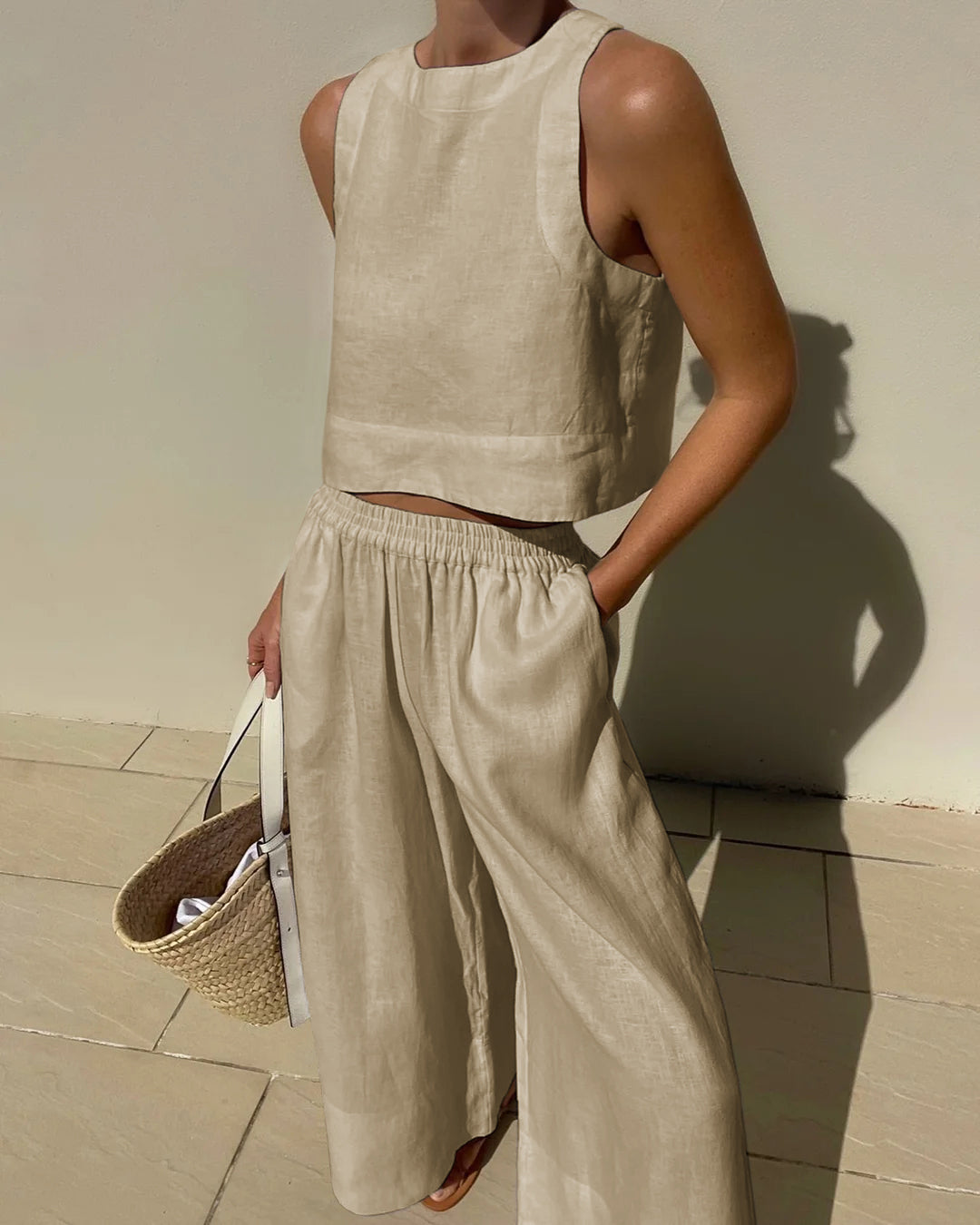 Women's Two-Piece Sleeveless Top and Wide-Leg Pants Set