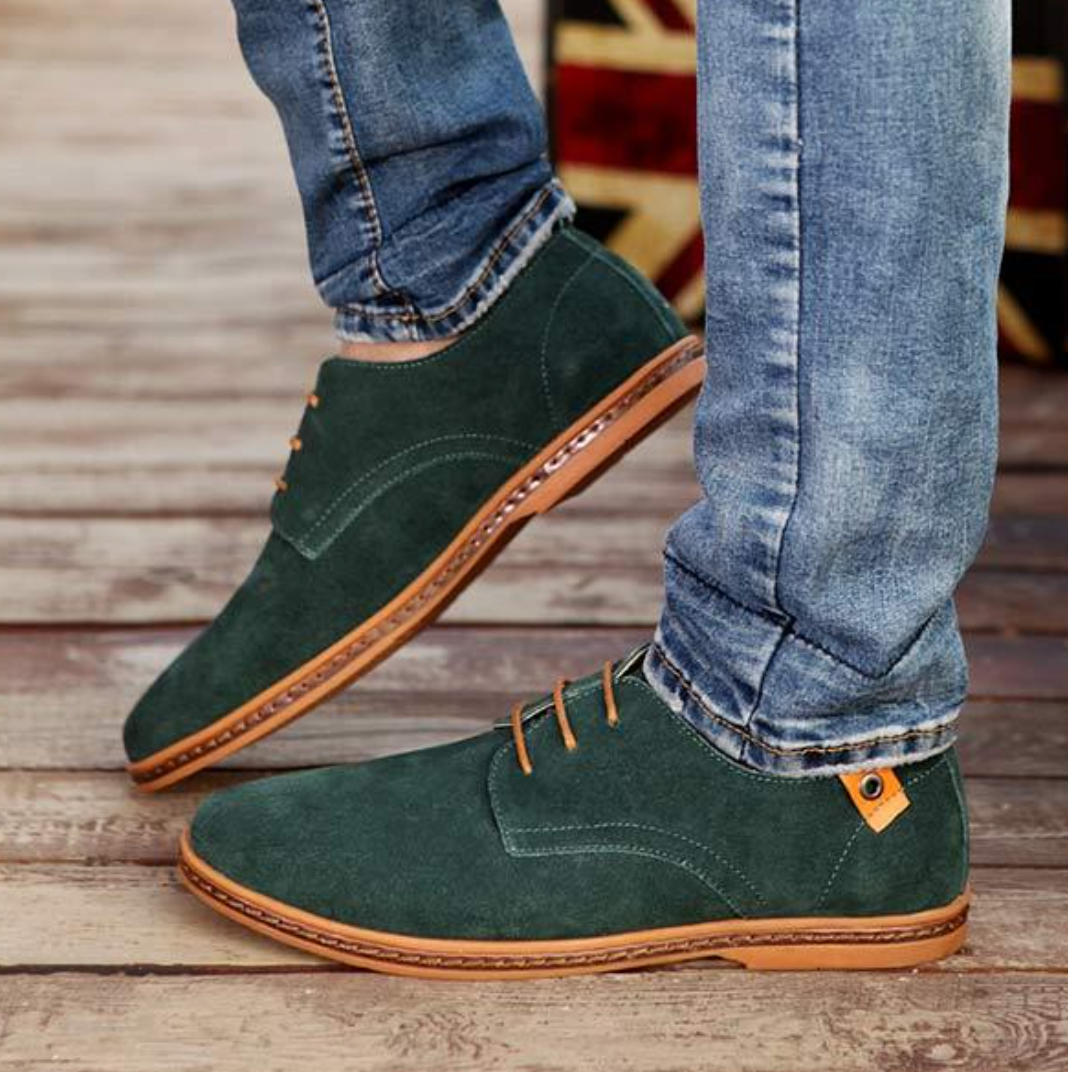 Herren-Oxford-Schuhe mit Schnürverschluss und genähten Details