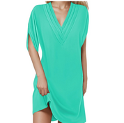 Short-sleeved dress with a V-neck for the warmer seasons