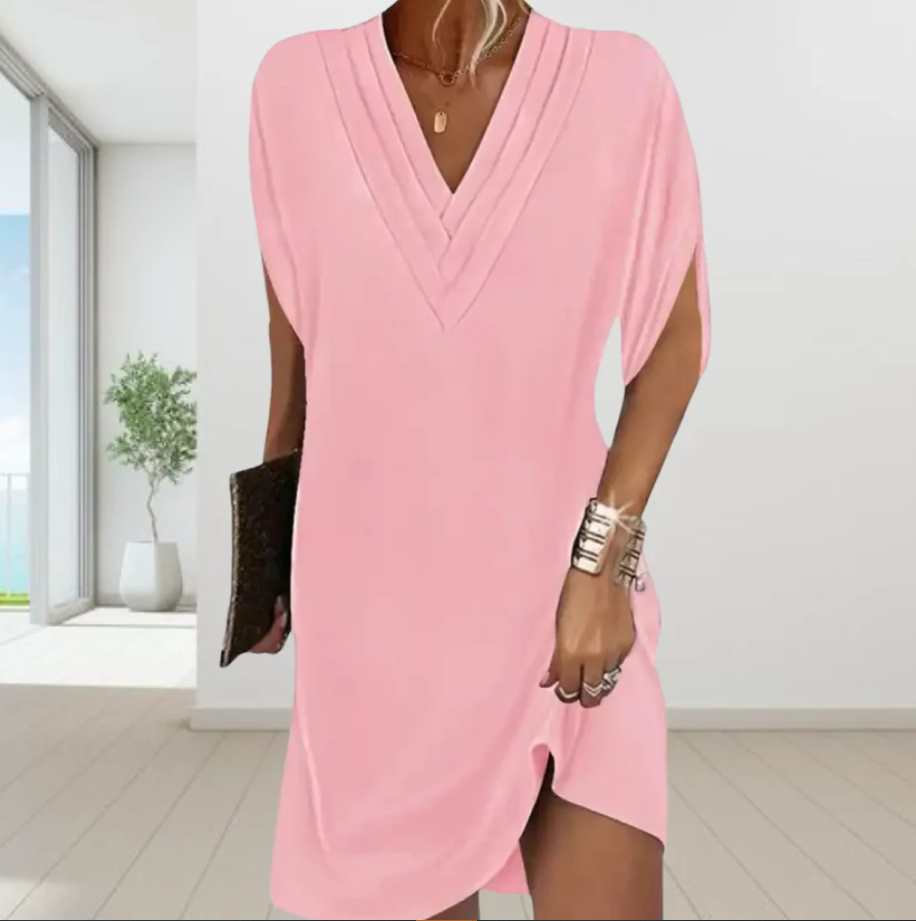 Short-sleeved dress with a V-neck for the warmer seasons