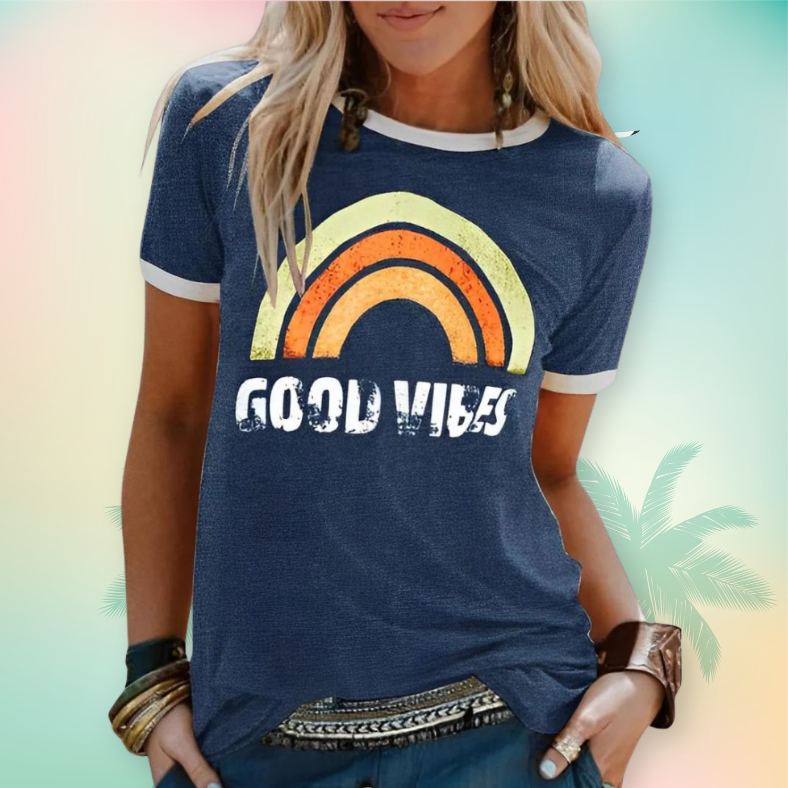 Short-sleeved graphic women's t-shirt with a round neck