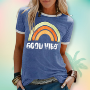 Short-sleeved graphic women's t-shirt with a round neck