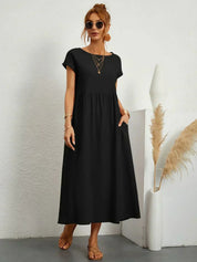 Women's Dress with Round Neck and Side Pockets