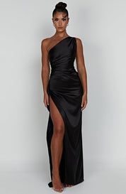 Satin maxi dress for women with one strap and high leg slit