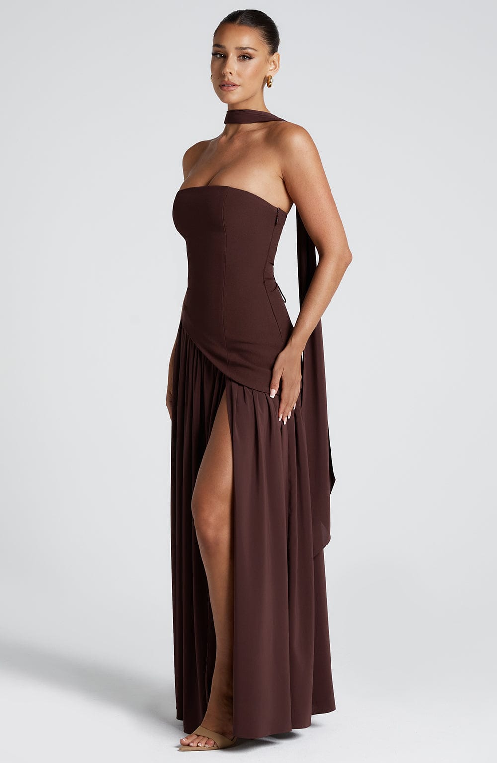Strapless evening dress for women with a high side slit